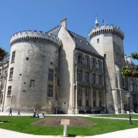 L'Atelier - 500M Musee Bd 앙굴렘 외부 사진
